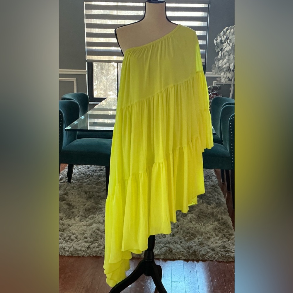 One-Shoulder Yellow/Chartreuse Ruffle Dress - Picture 3 of 6